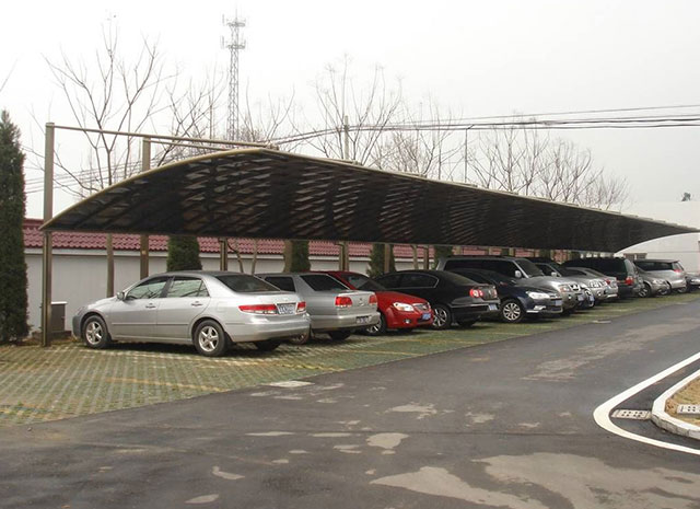 斜拉式車(chē)棚
